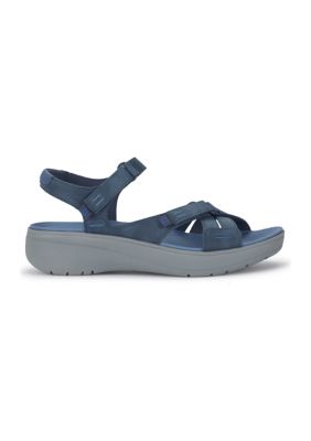 Bare shops trap sandals at belk