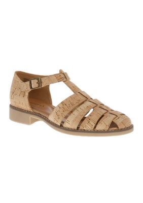 Belk baretraps sandals store