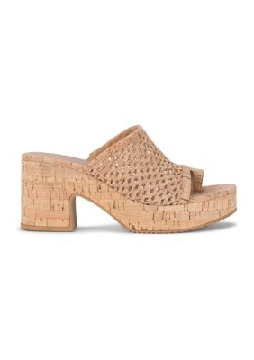 Belk on sale baretraps sandals