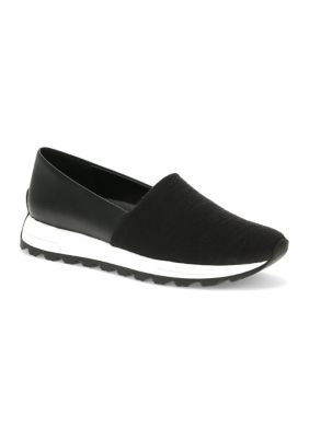 Belk shoes baretraps clearance