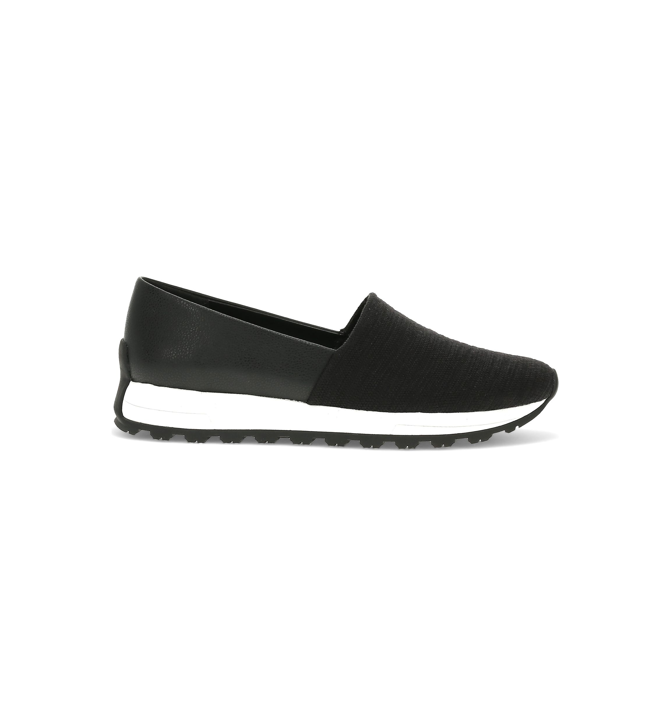 Gennie Flats