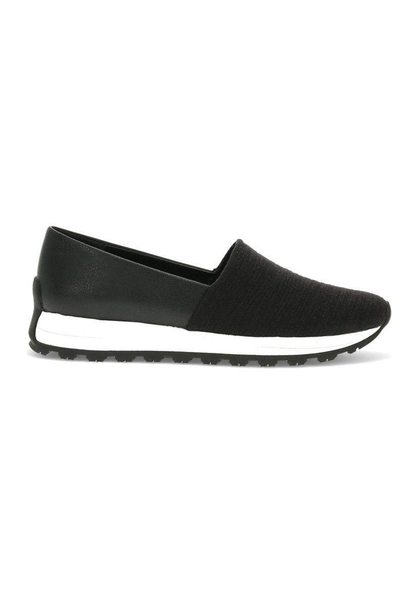Gennie Flats