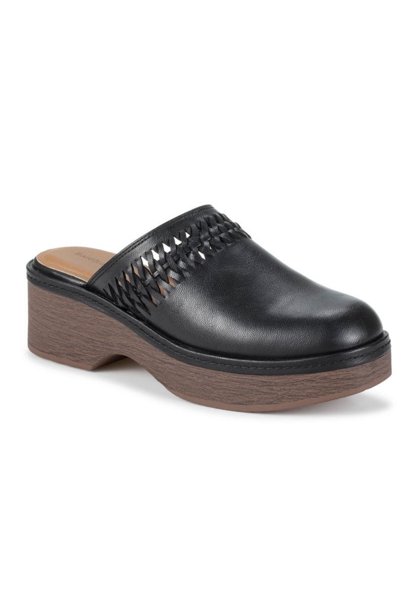 Sandy Clogs