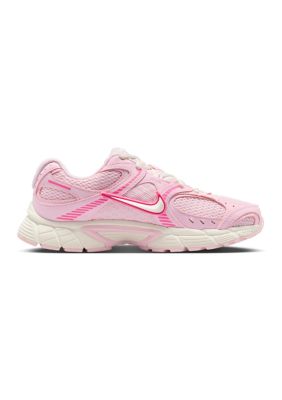 Nike Women's V5 RNR Sneakers, 6.5M