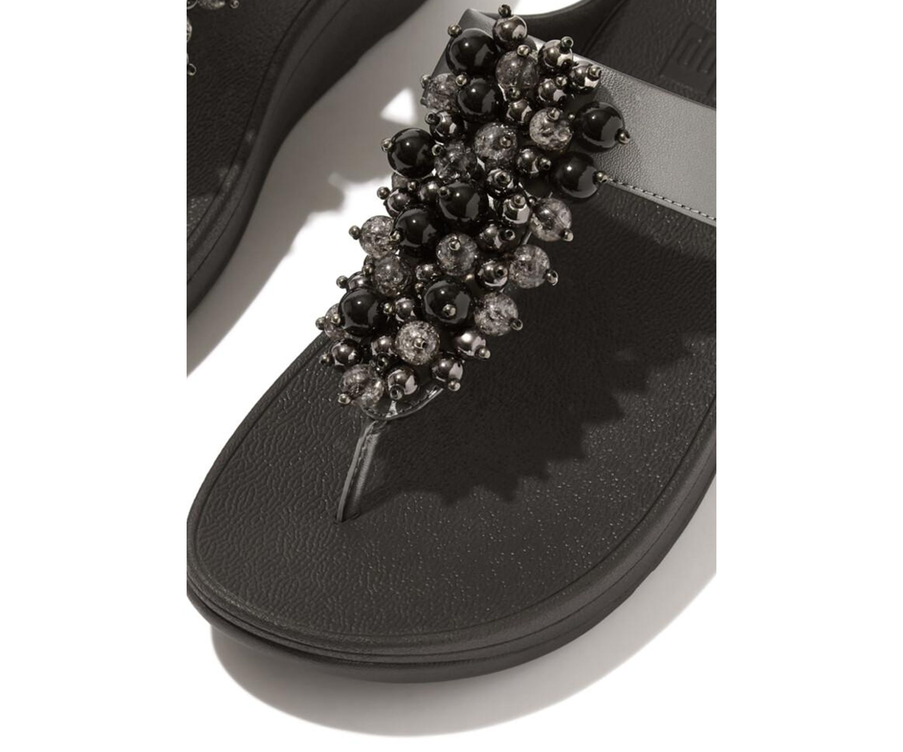 Fino Bauble-Bead Toe-Post Sandals 