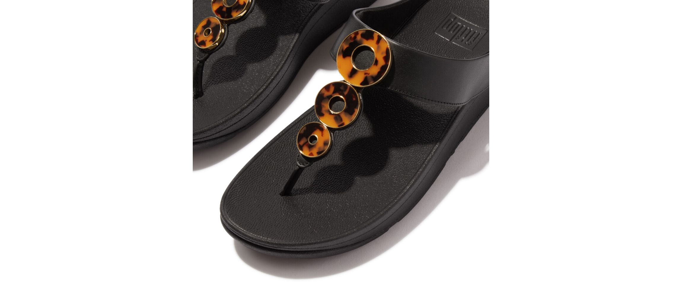 Fino Resin Hoop Leather Sandals
