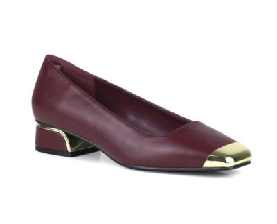 Ninety Union Women's Eagle Metallic Heel Cap Toe Flat, Burgundy, 13M