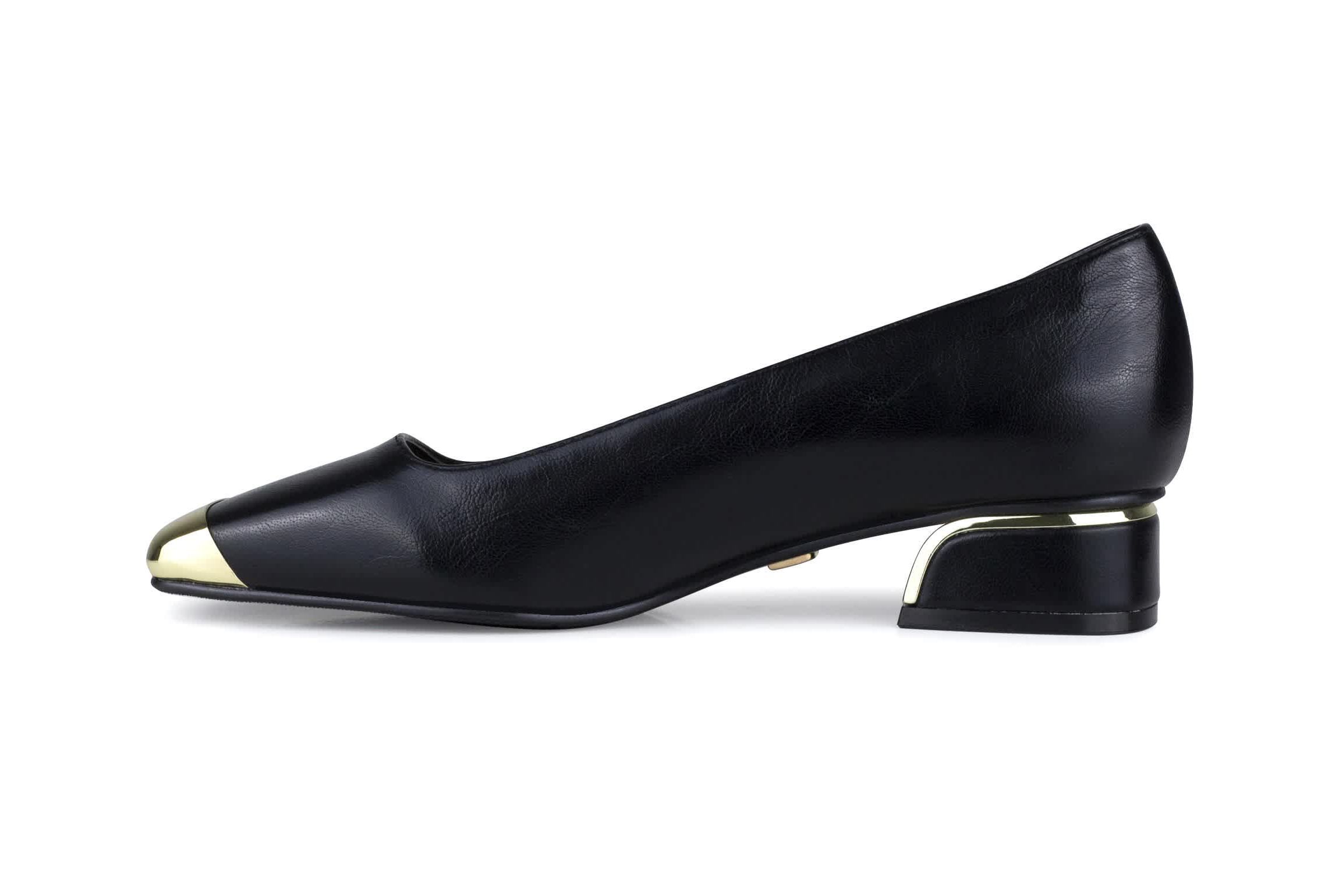 Eagle, Metallic Heel Cap Toe Flat
