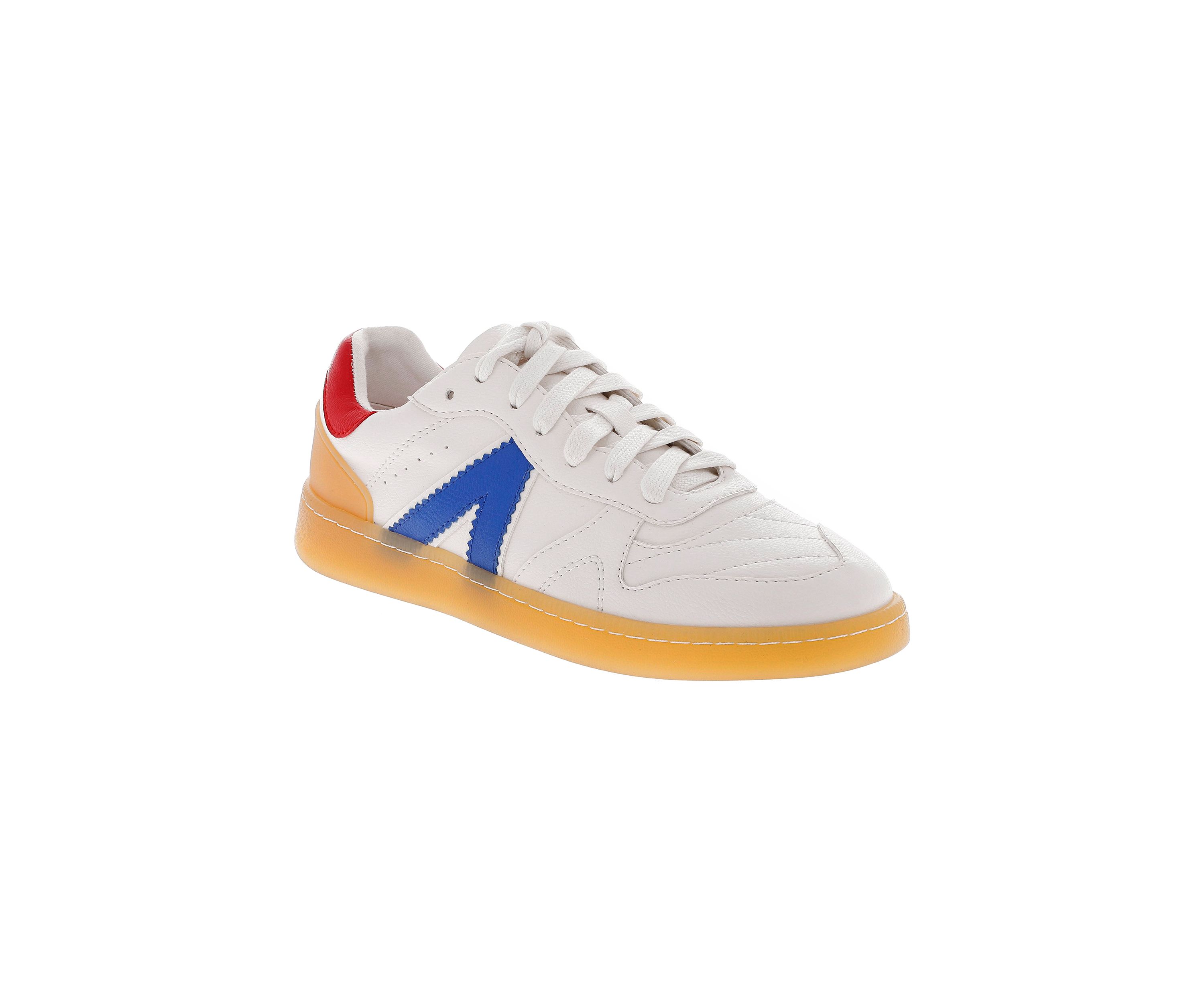 Vesta Sneakers