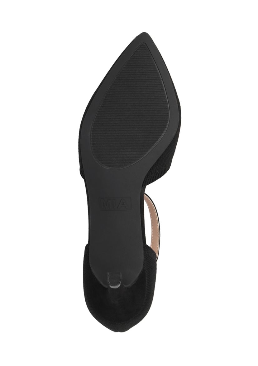 Bivi Pointed Toe Pumps