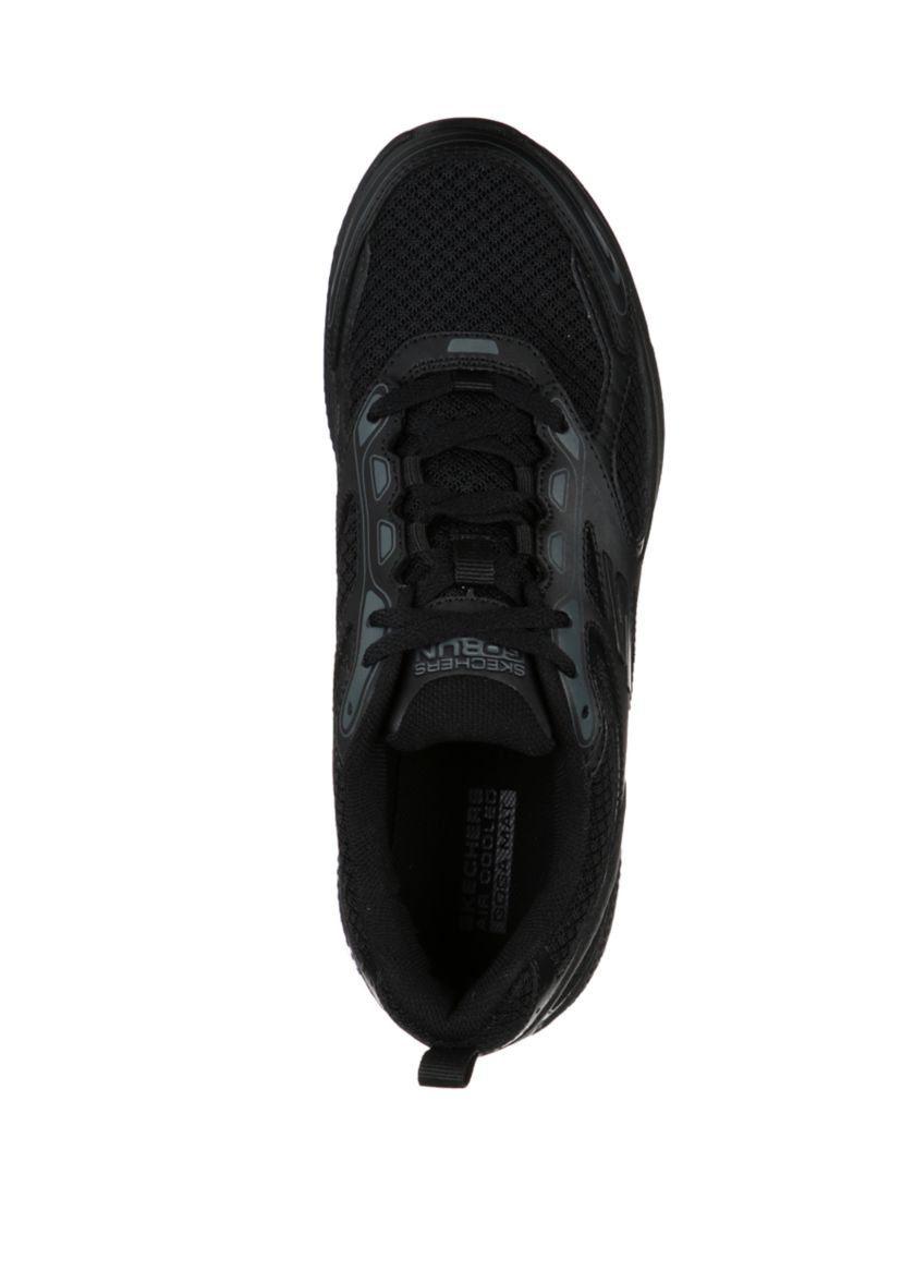 Go Run Consistent Sneakers