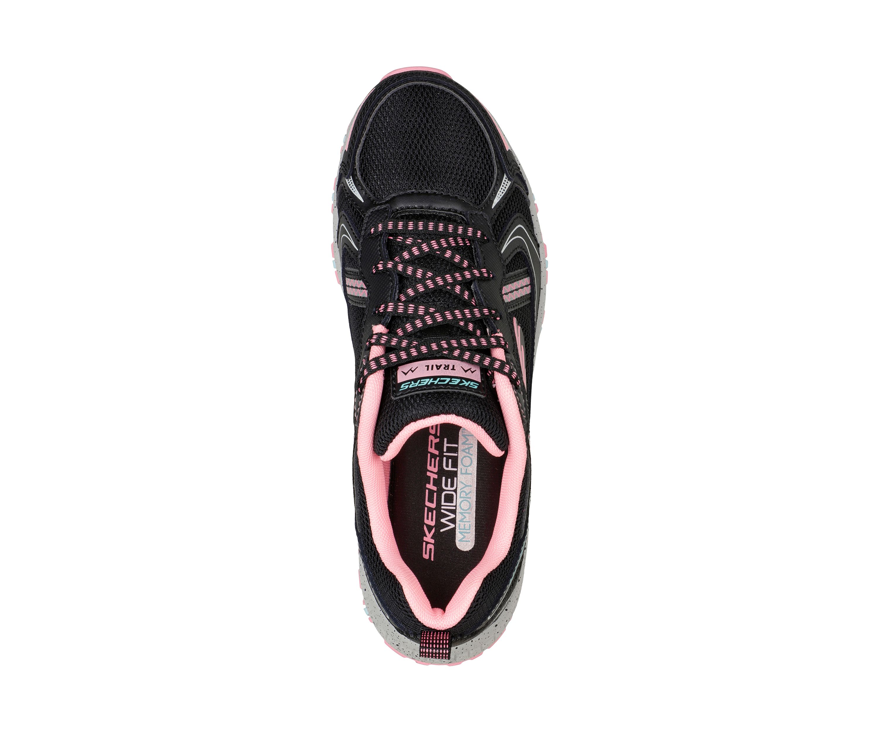 Womens Hilcrest Vast Adven Sneakers