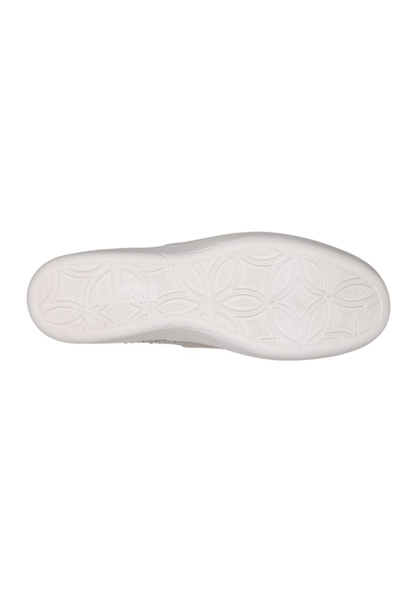 Martha Stewart: Pier-Lite Sneakers - Reflection