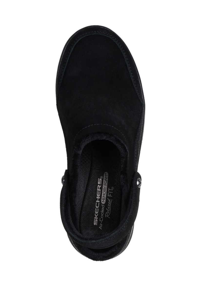 Easy Going Clogs - Distinctive Charm