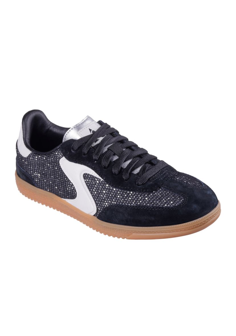 Hotshot Sneakers - Meshing Well