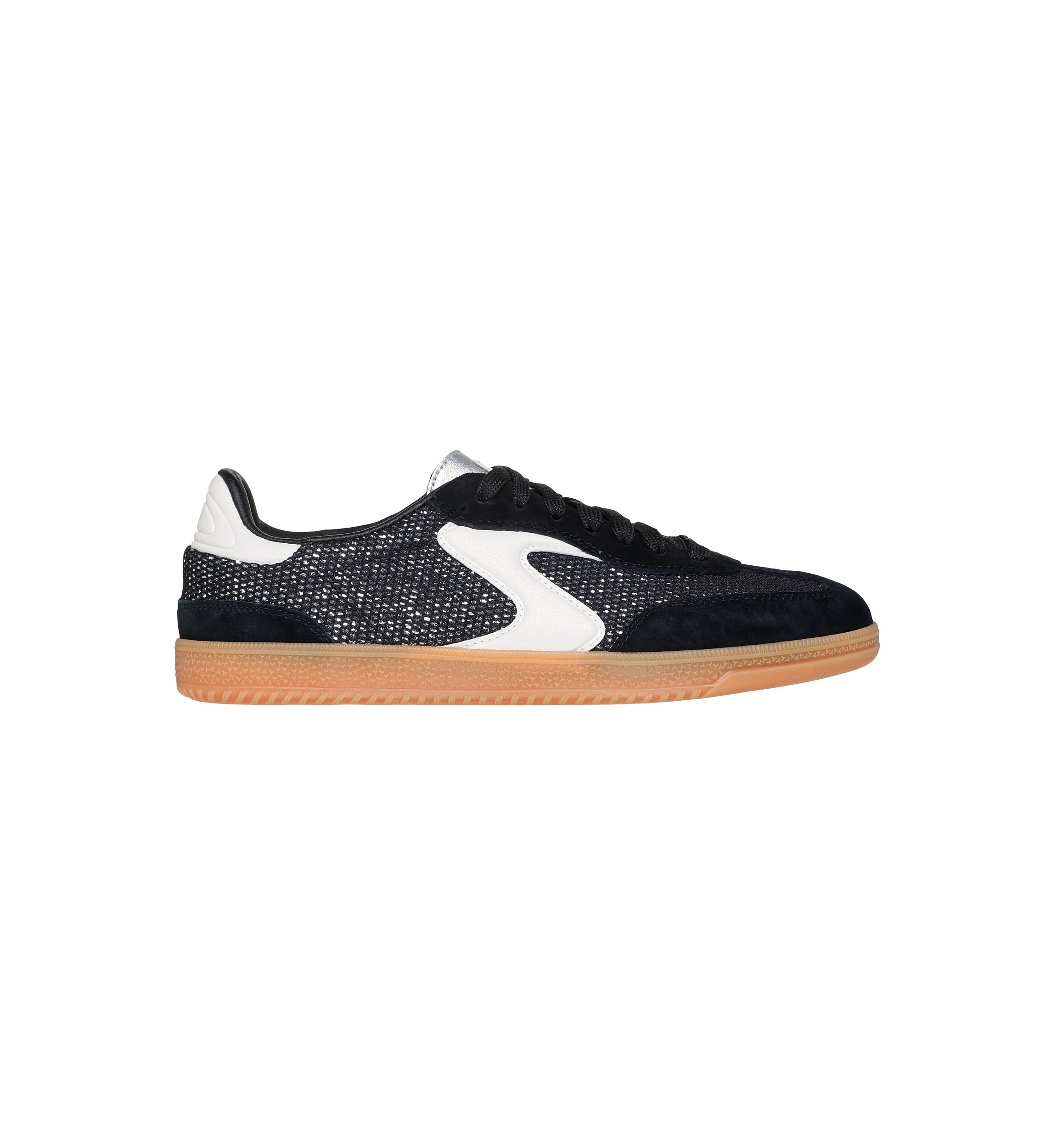 Hotshot Sneakers - Meshing Well