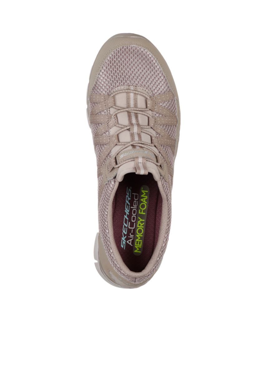 Gratis Strolling Shoe