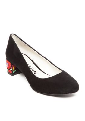 Hanlin Embroidered Pump