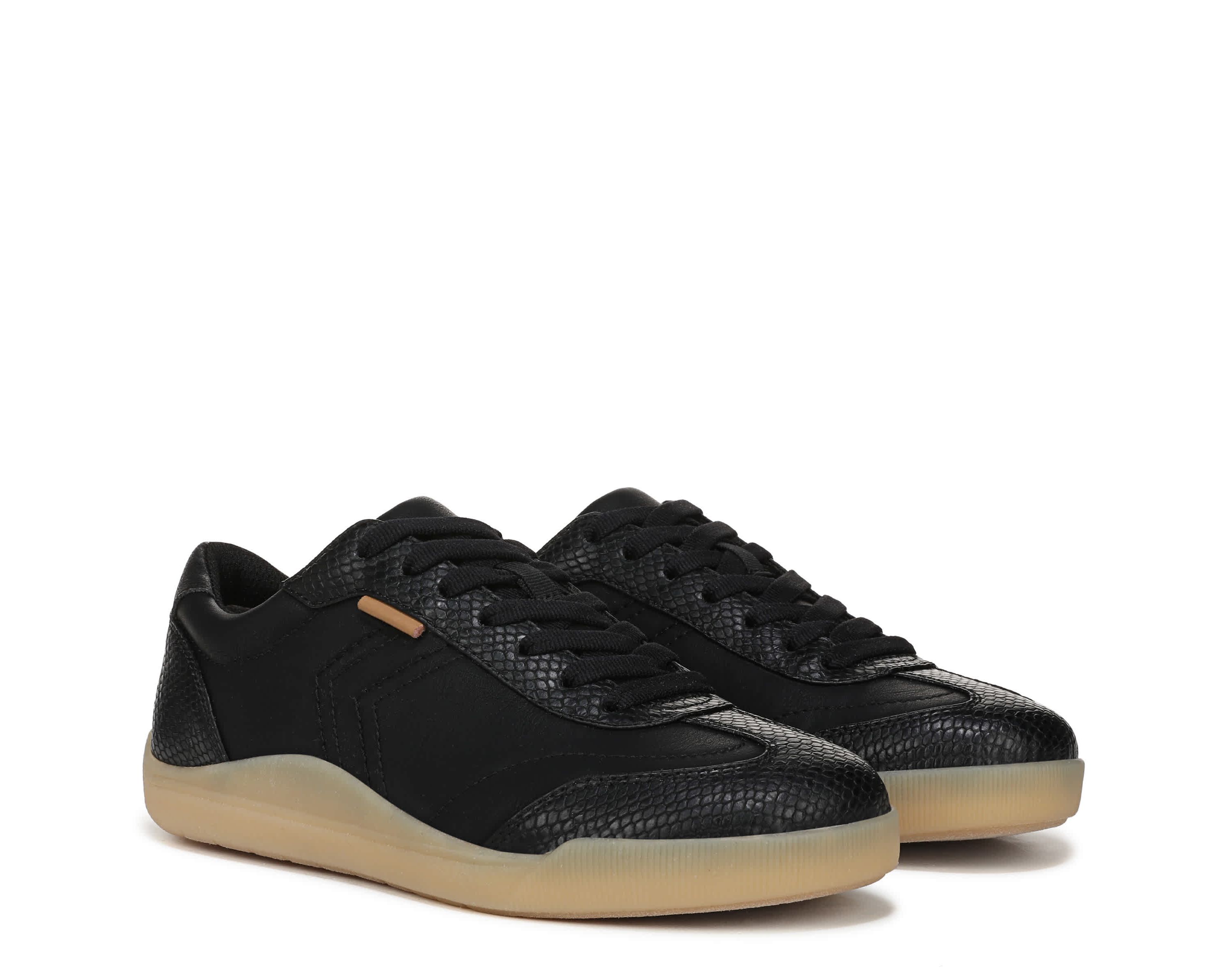 WomenS Be True Lace Up Sneaker