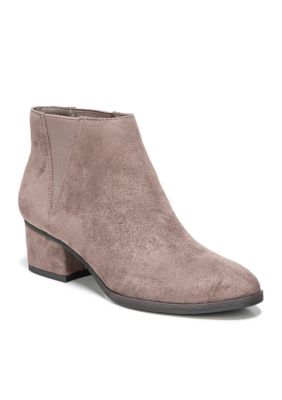 boots in belk