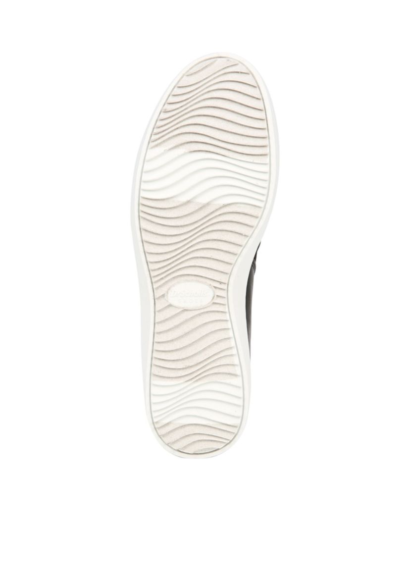 Wanderfull Faux Leather Sneaker