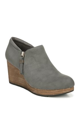 Dr scholl's work hot sale it wedge bootie