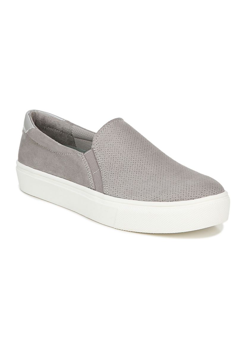 Nova Slip-On Sneakers