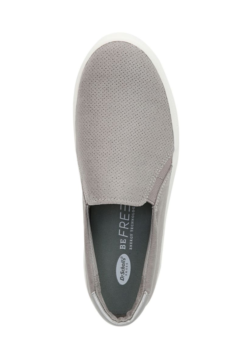 Nova Slip-On Sneakers