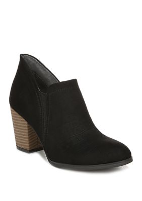 vince camuto booties belk