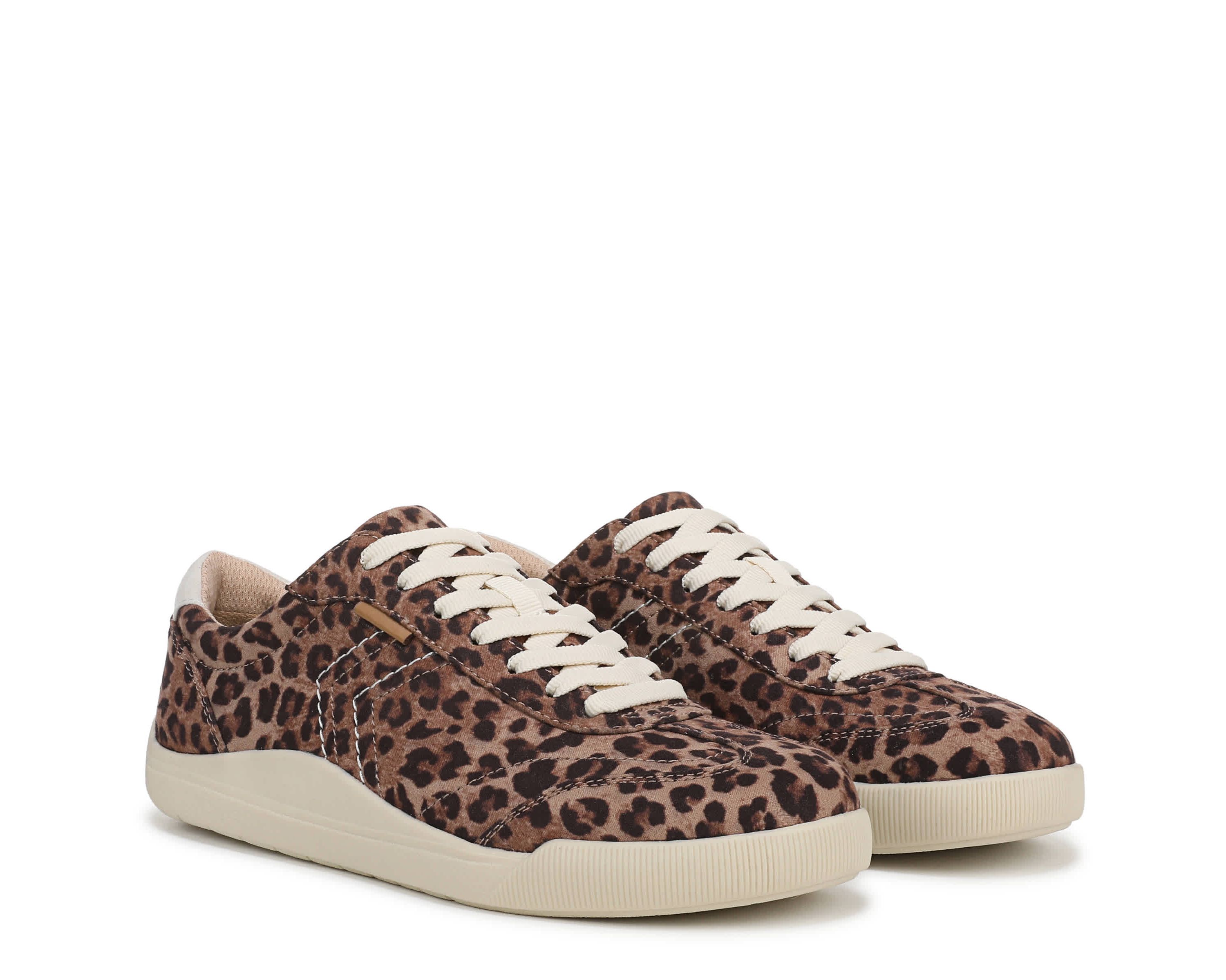 WomenS Be True Lace Up Sneaker