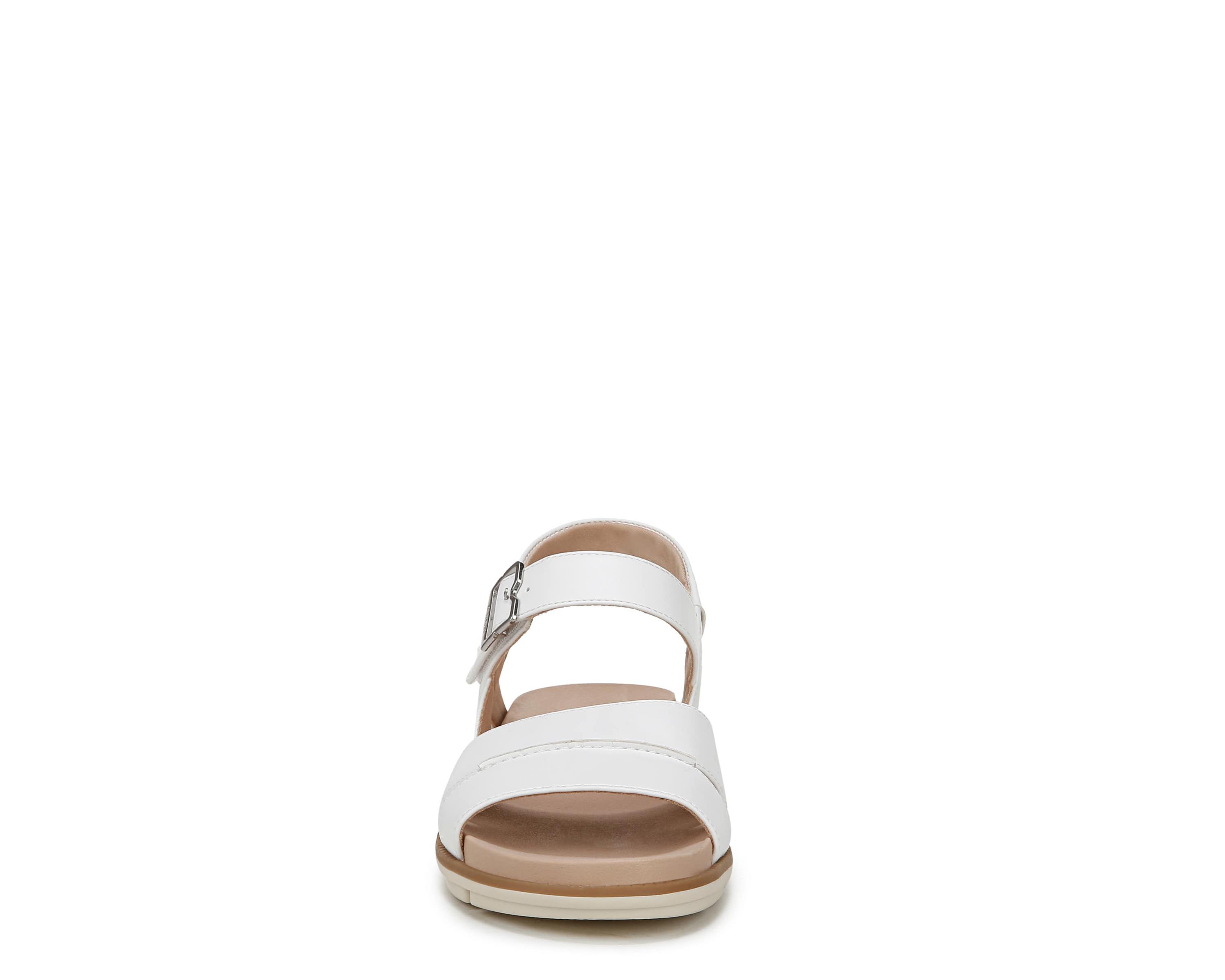 WomenS Timeless Fun Casual Sandal