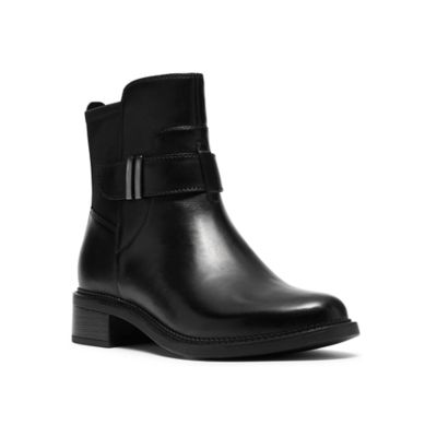 Clarks Women's Maye Beth, Black, 11W