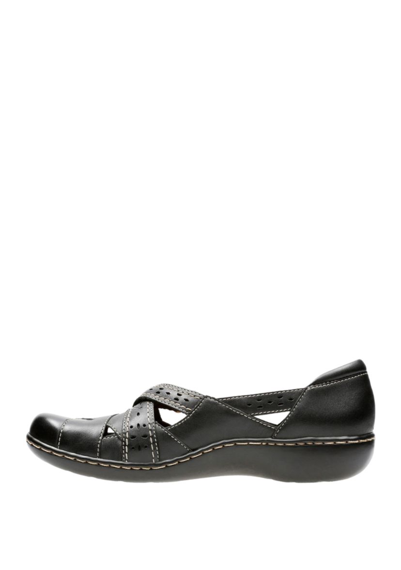 Ashland Spin Q Low Wedge Shoes