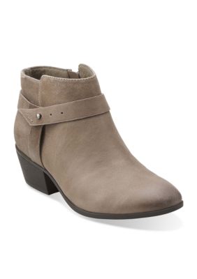 belk clark boots