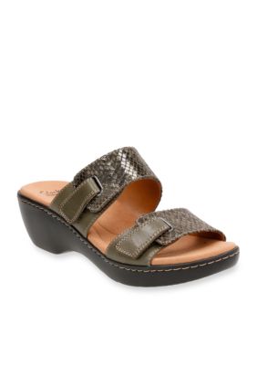 clarks belk