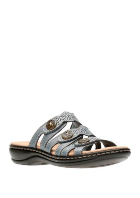 clarks belk