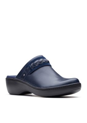 Clarks women's deals delana abbey clog