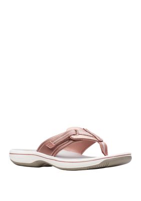 Belks deals clarks sandals