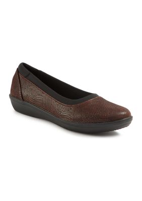 clarks belk