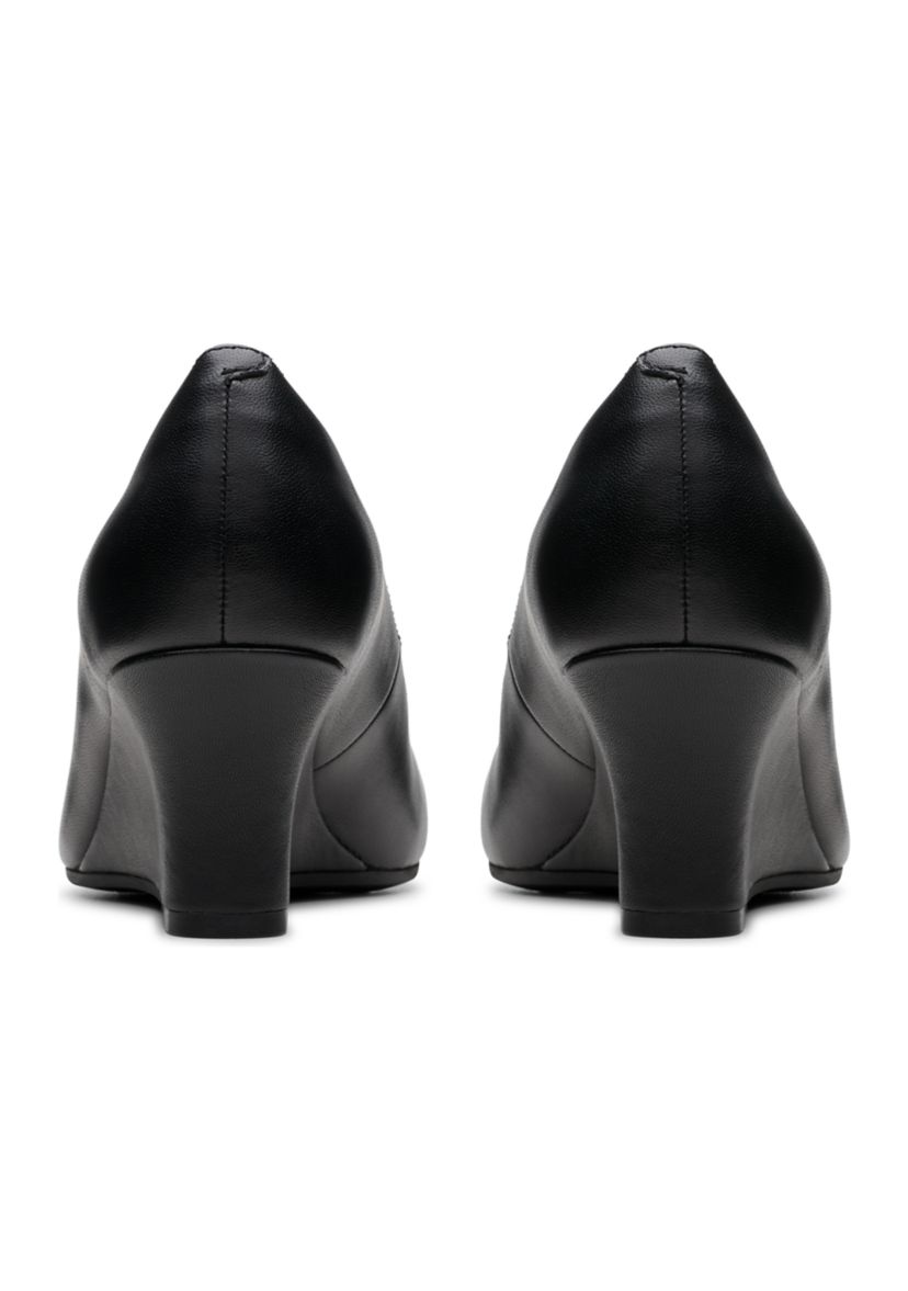 Olivette Pearl Wedge Heels