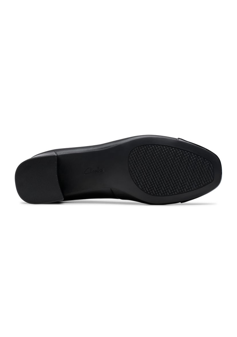 Iridessa May Pumps