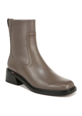 Gracelyn Chelsea Boots