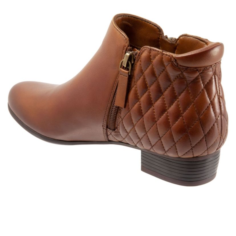 Major Boots