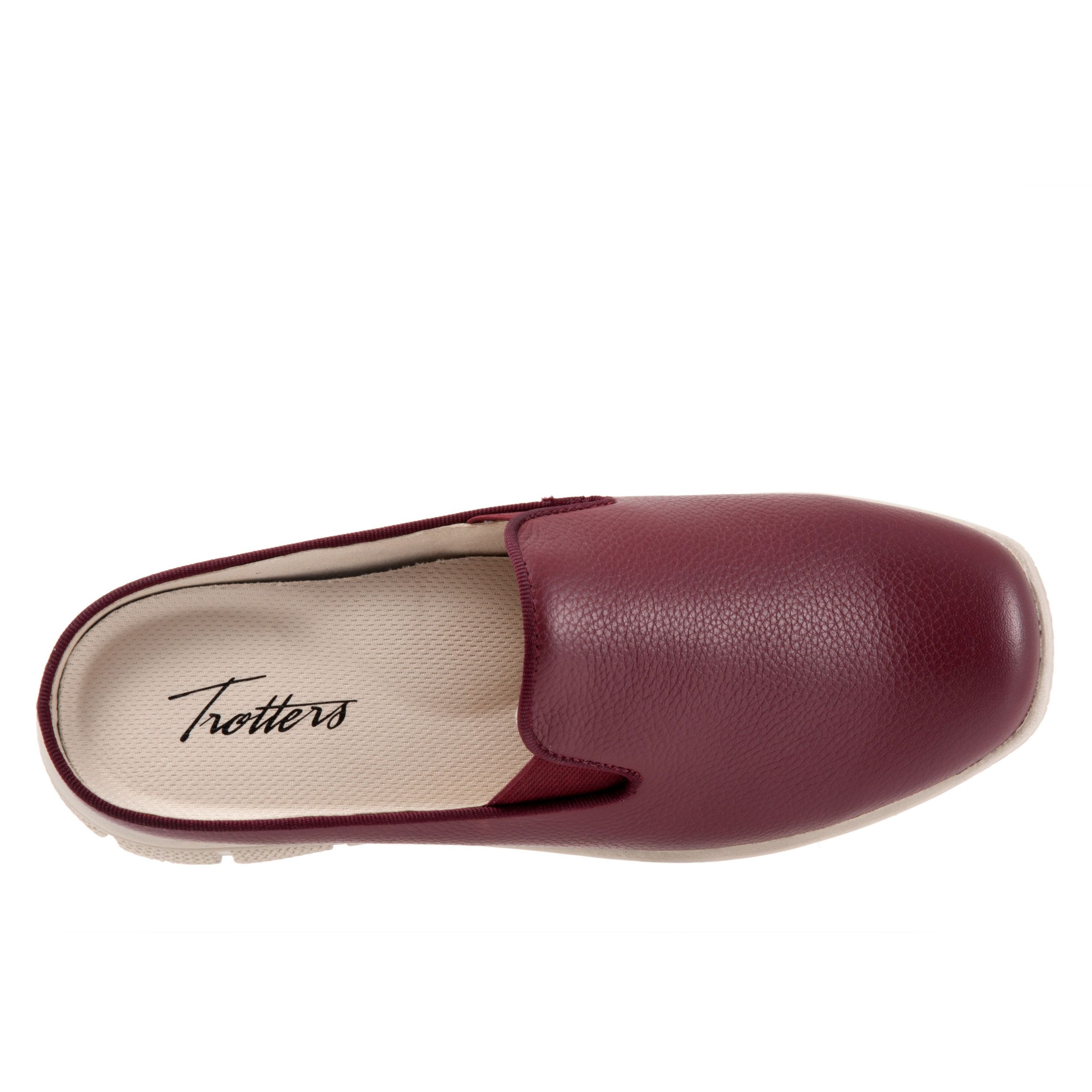 Uma Loafers
