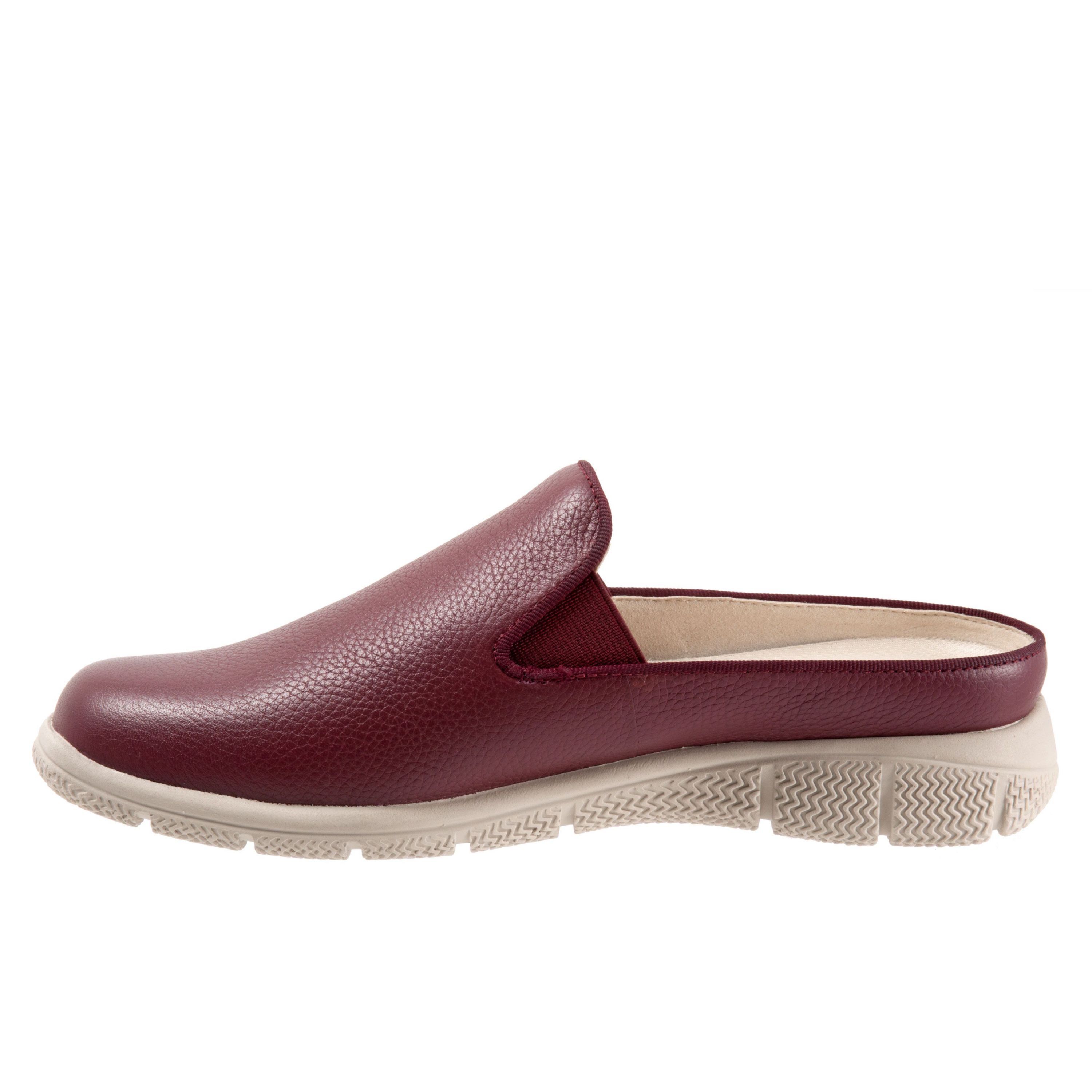 Uma Loafers
