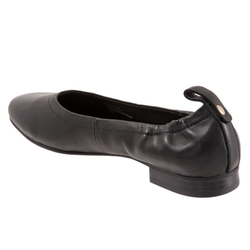 Gia Flats