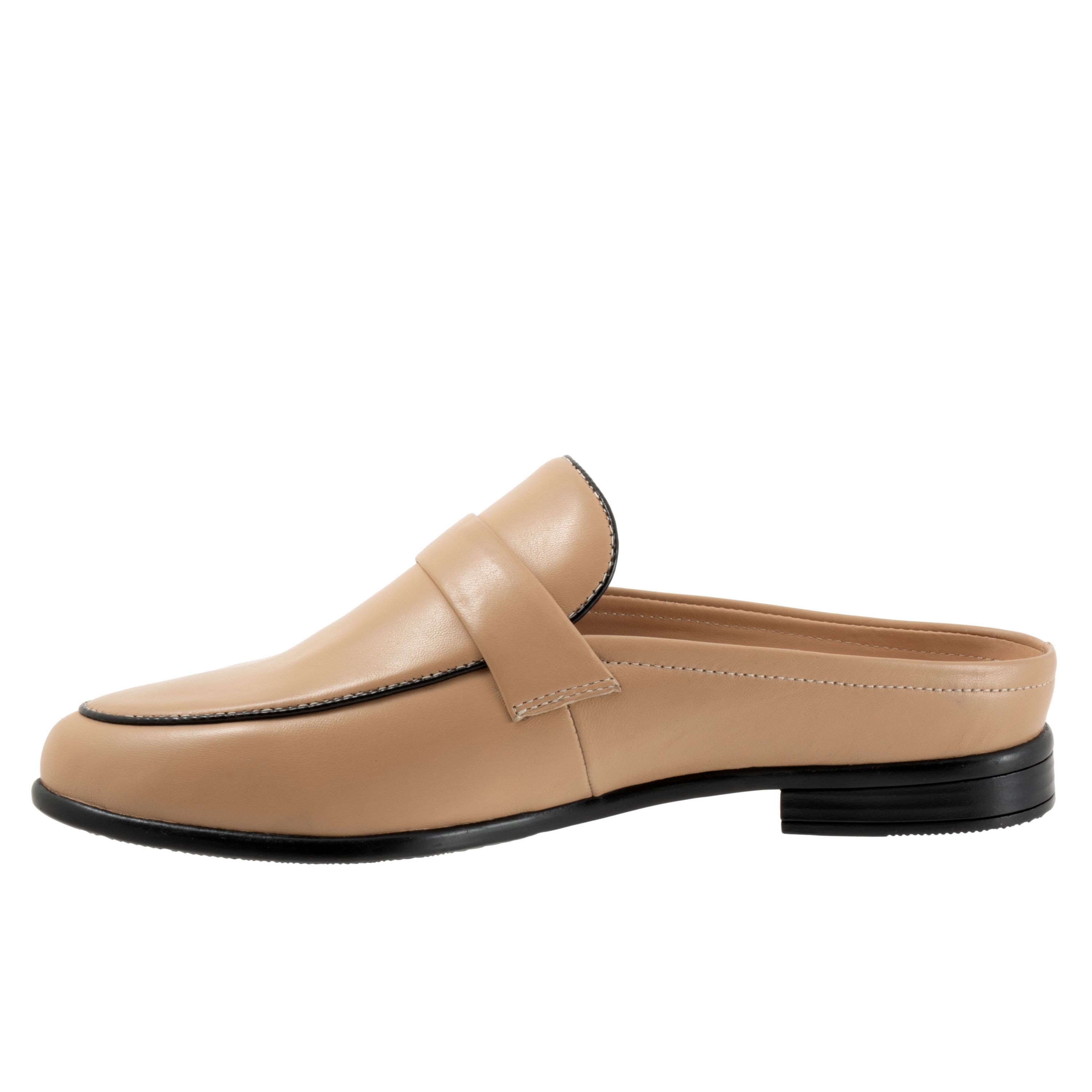 Lola Flat