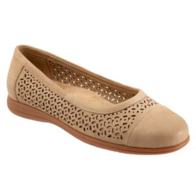 Trotters Women's Delmara Flat, Beige, 9M