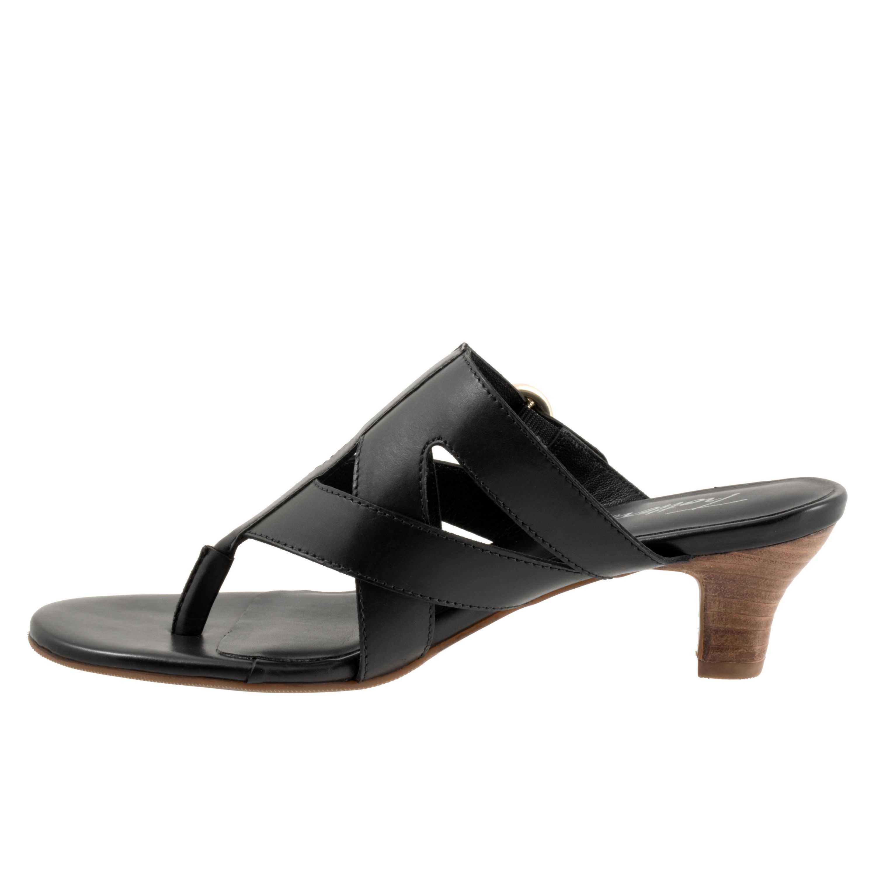 Nikki Sandal