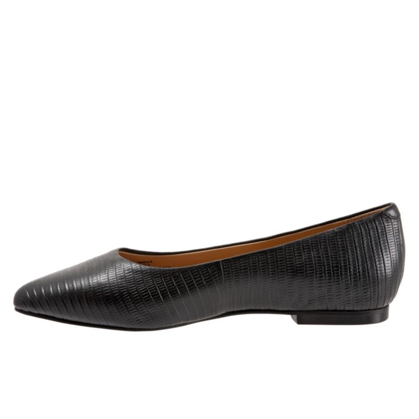 Estee Flat